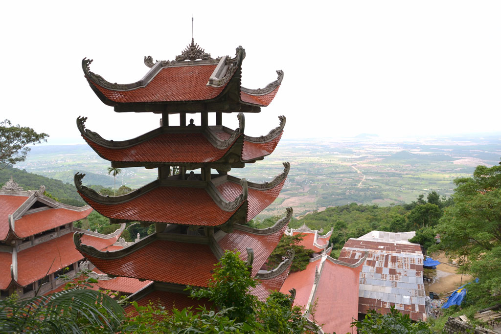 Пагода на горе Таку Муйне Вьетнам
